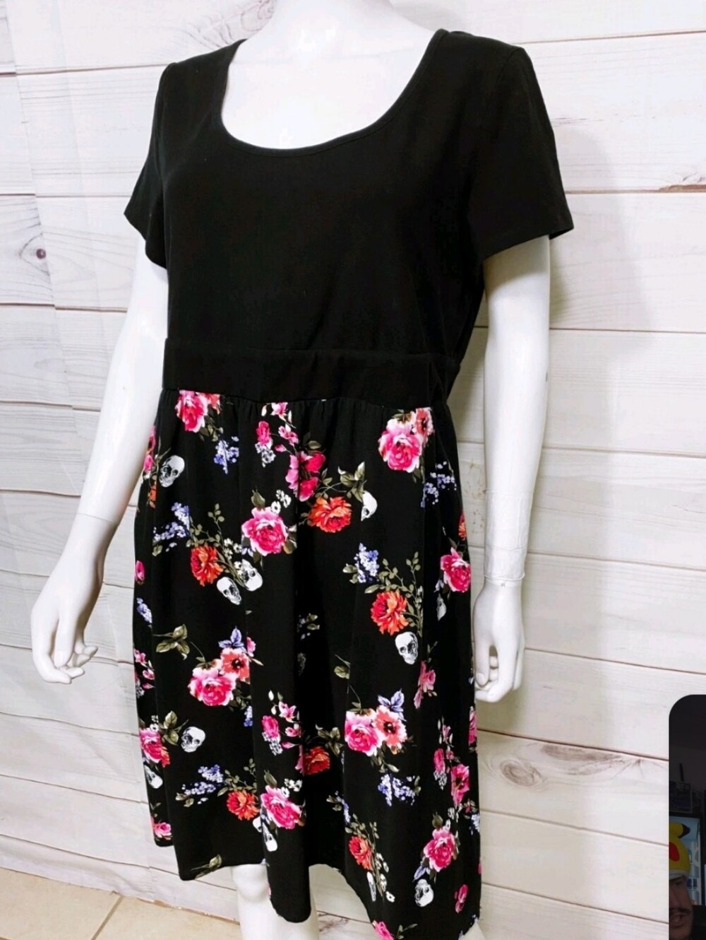 TORRID Y2K Skull Mini Women's Black Dark Floral Short-Sleeve Dress Grunge Goth